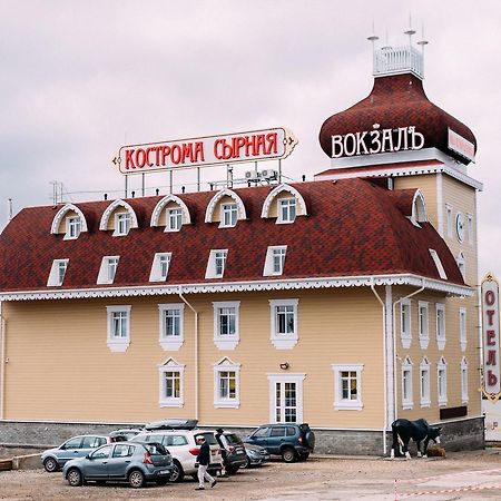 ホテルVokzal Kostroma Syrnaya エクステリア 写真